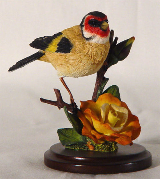 Picture of Goldfinch with Garden Rose